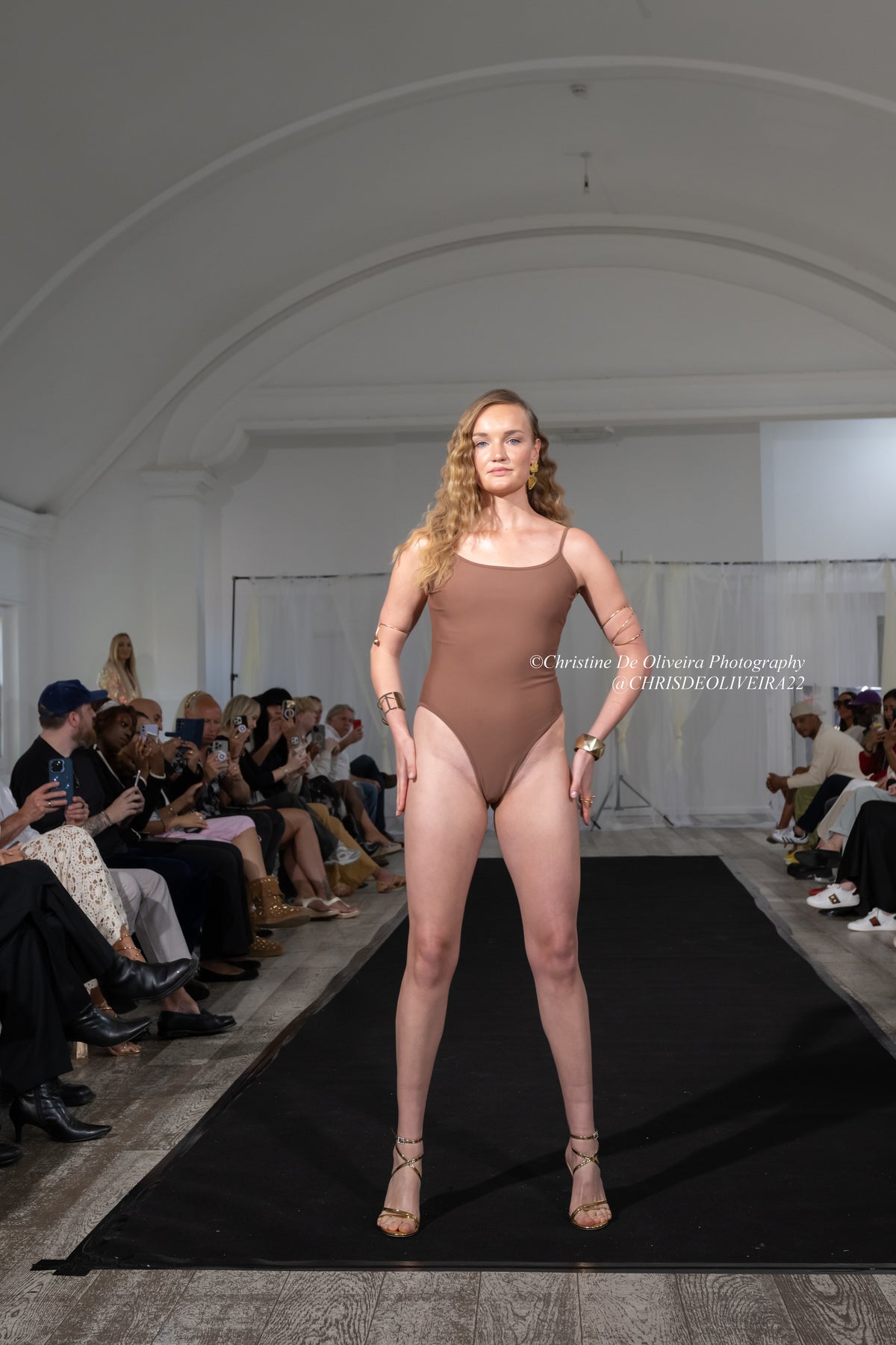 Editorial photo carousel